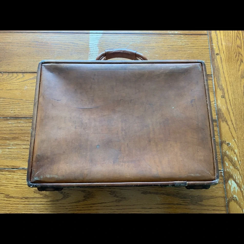 Vintage Leather Hartmann Luggage - Picture 2 of 10